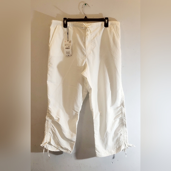 Zara Pants - ZARA High Waisted Drawstring Side Cinch White Capri Pants size XXL